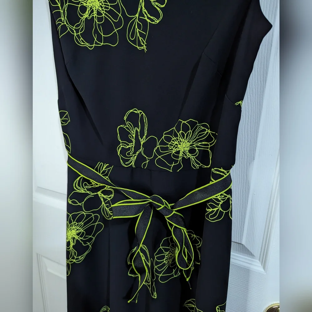 Miss Dorby black fit & flare dress bright green floral print sleeveless Size 12